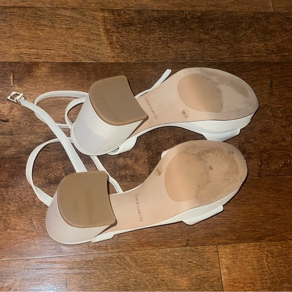 EUC Vince Camuto Pendreya Platform Heel - Picture 3 of 10